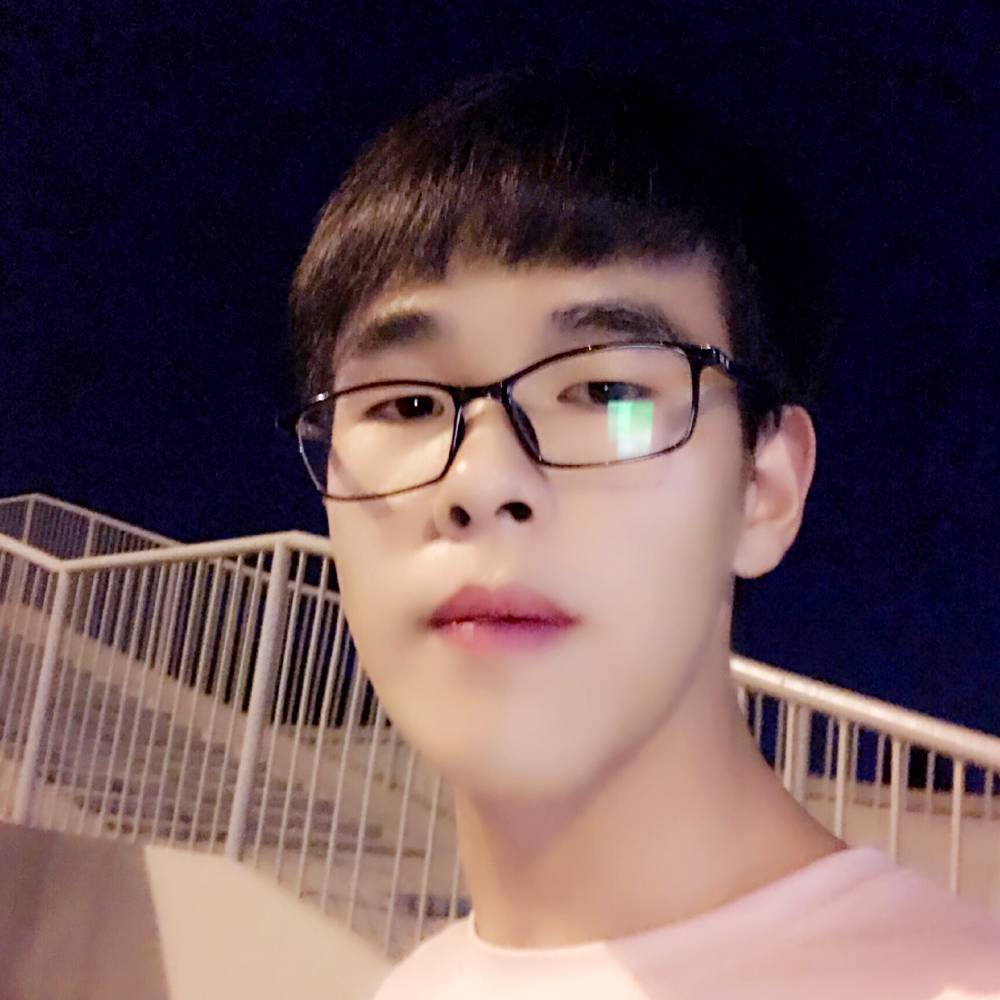 虚心挽手哈密瓜的照片