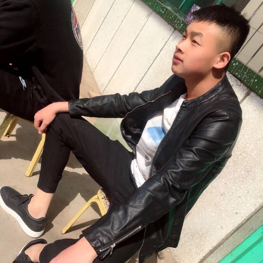 疯狂向流影的照片