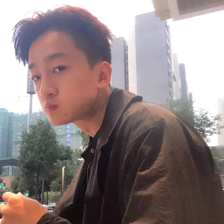 BigCock的照片