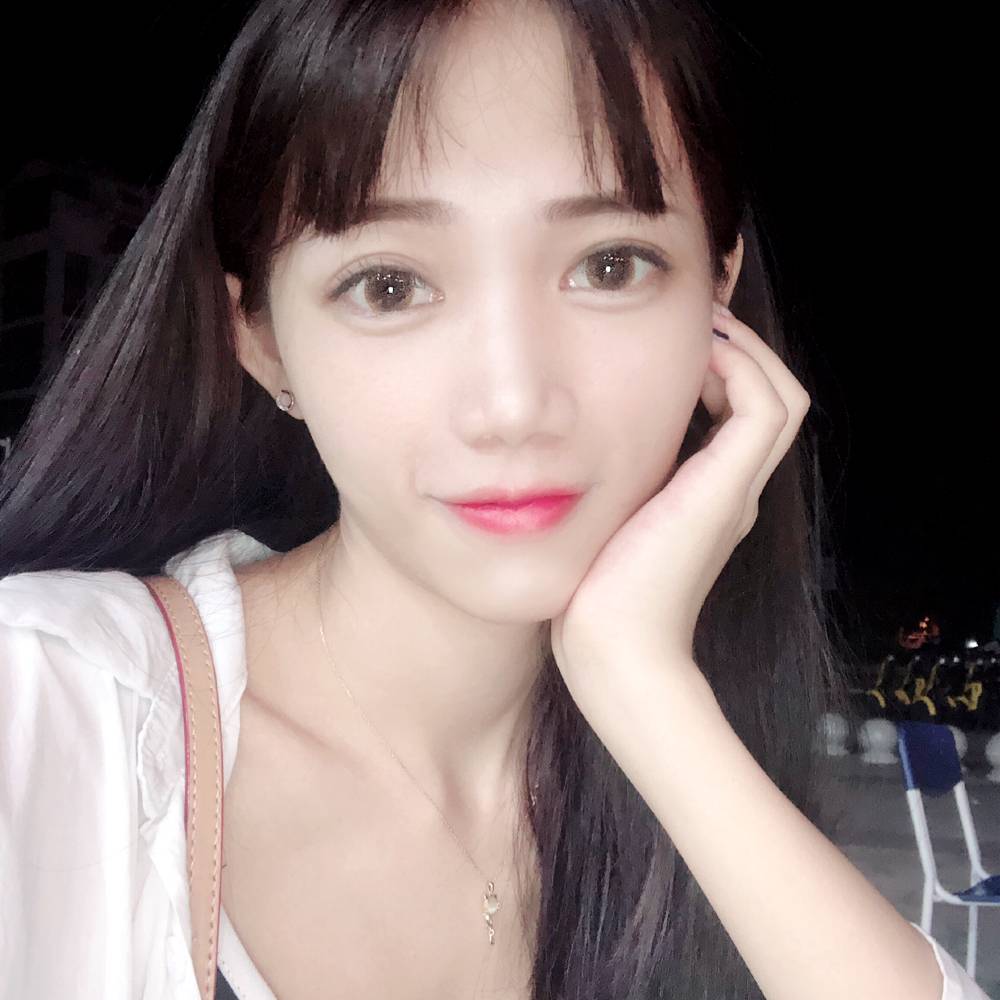 过期少女的照片