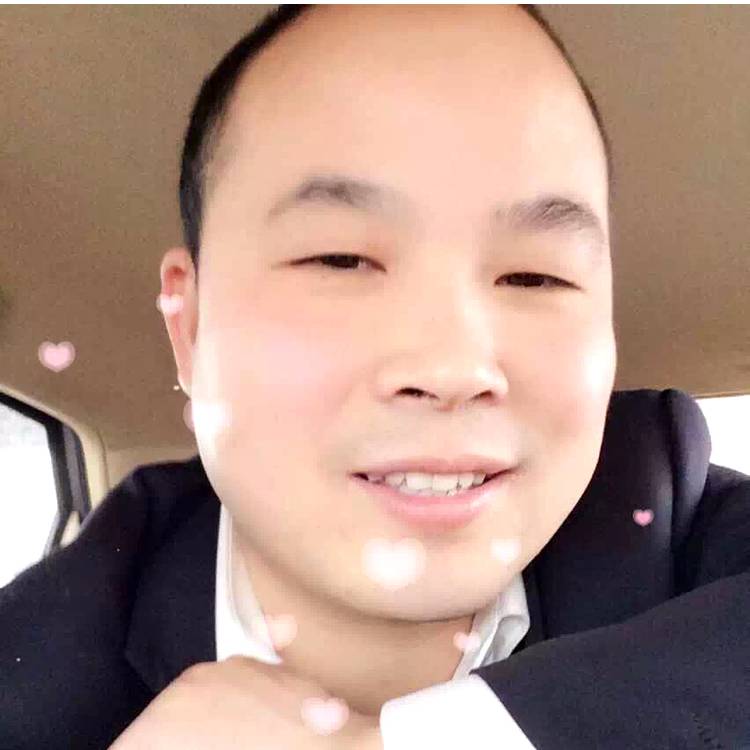 小兔子方坦率的照片