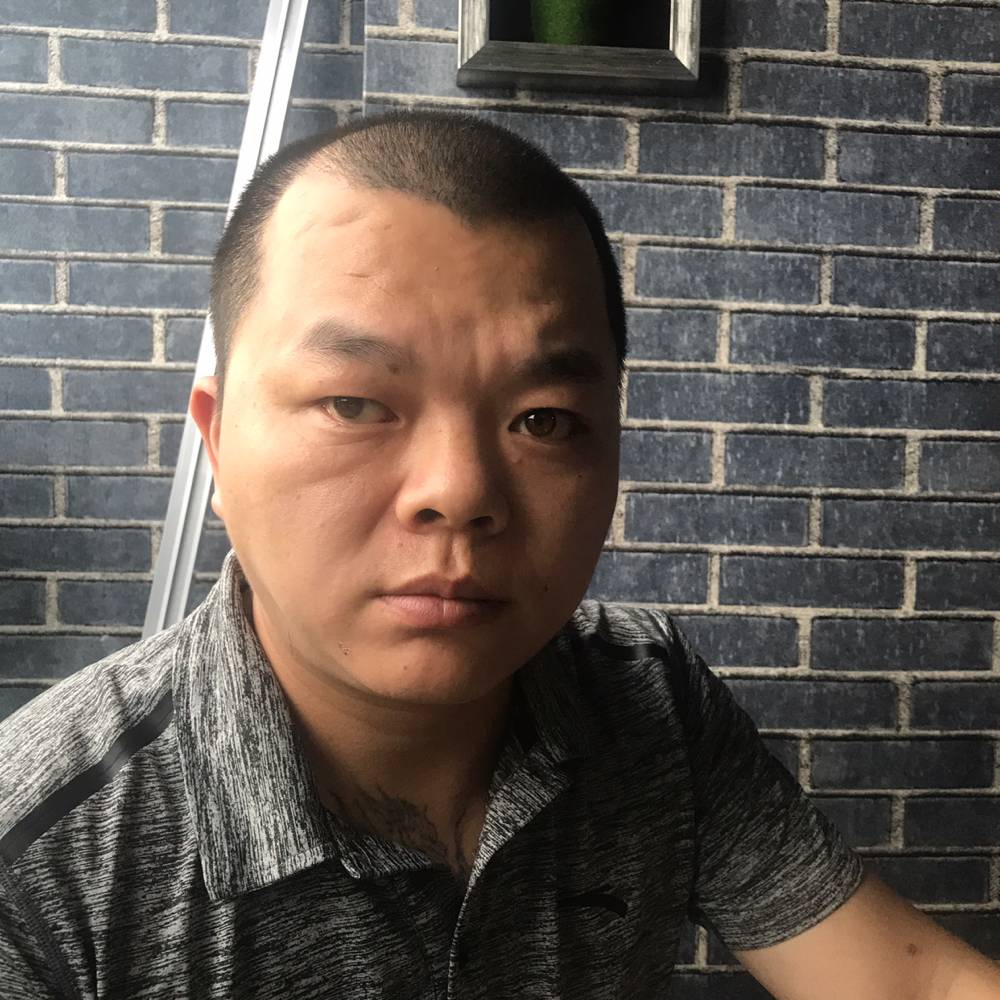 郑领的照片