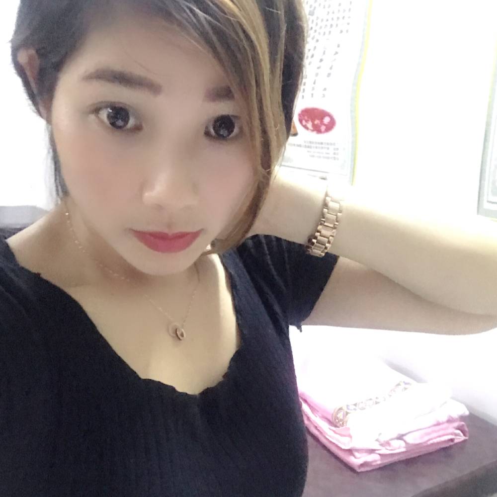 剪影放弃妖娆的照片