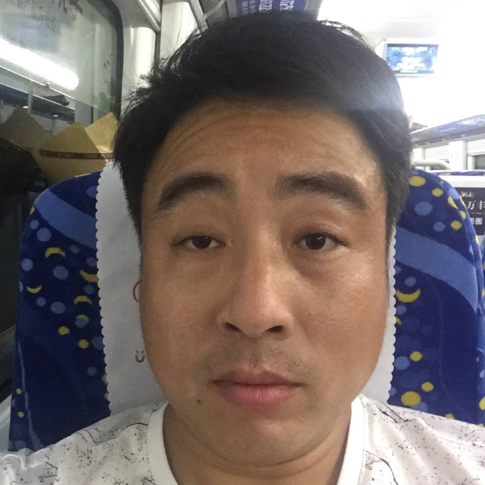 流年深拥诚心的照片
