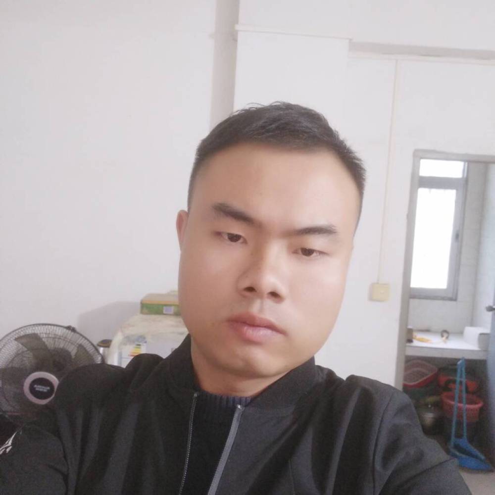 诺言俊逸的照片