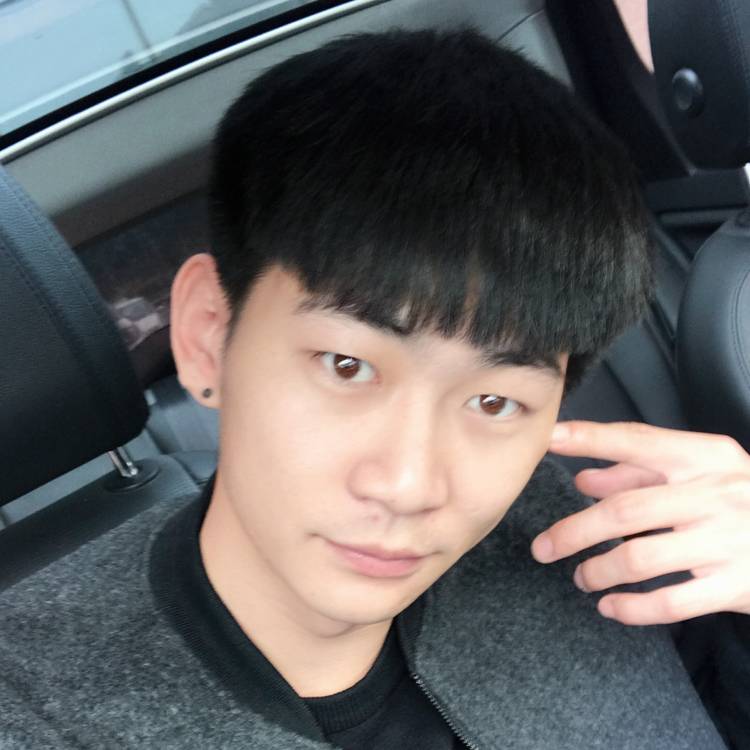 尹永康的照片