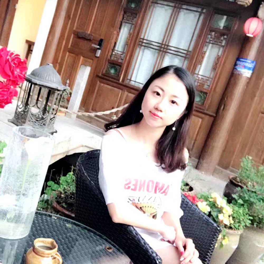独身俱乐部的照片