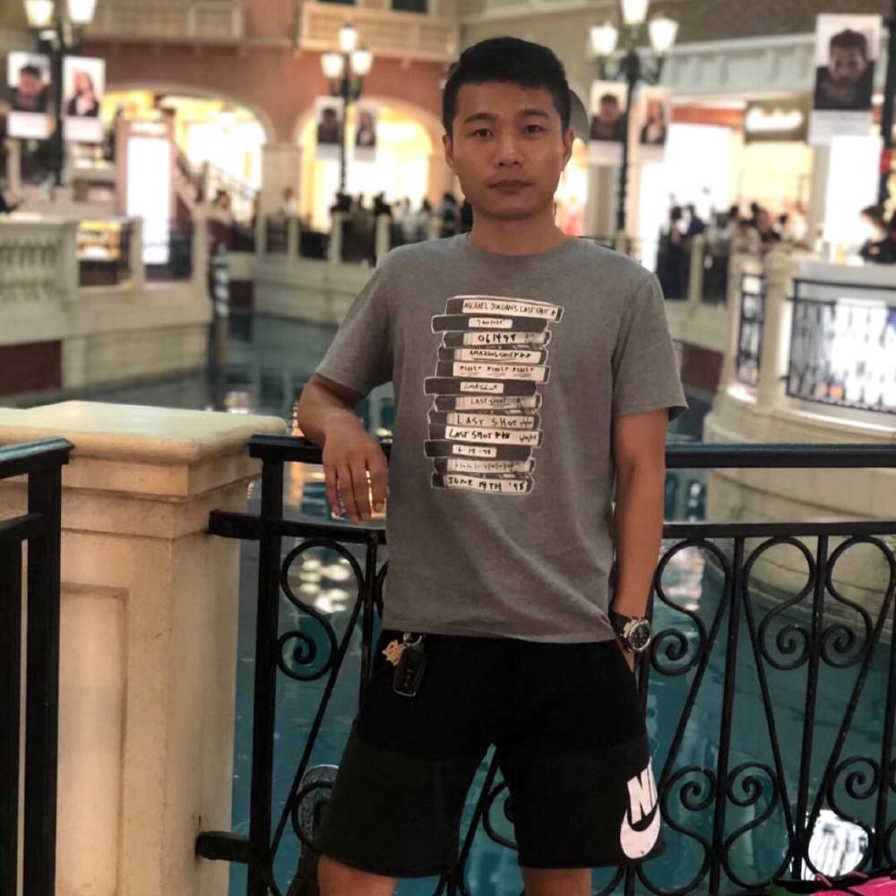 靖哥哥哥哥的照片