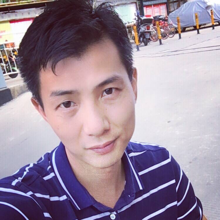 标致与鱼的照片