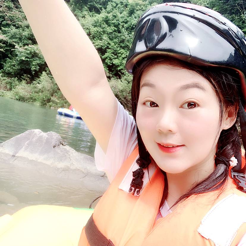 小豆子童心未泯的照片