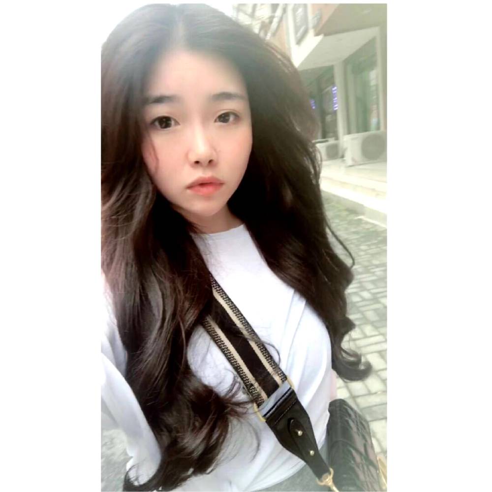 单色舞蹈，彩彩的照片