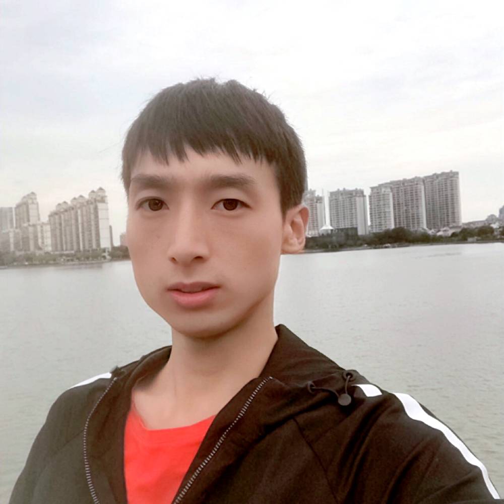 水池爱独寂的照片