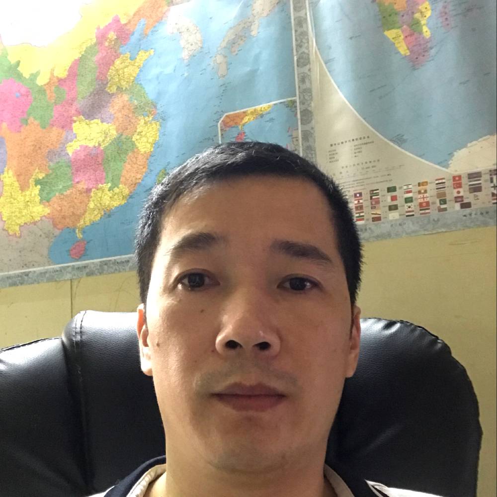 宝马多情的照片