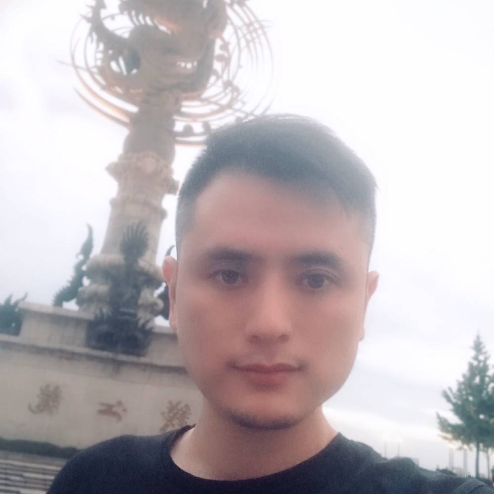 钢笔蹙眉怕孤单的照片