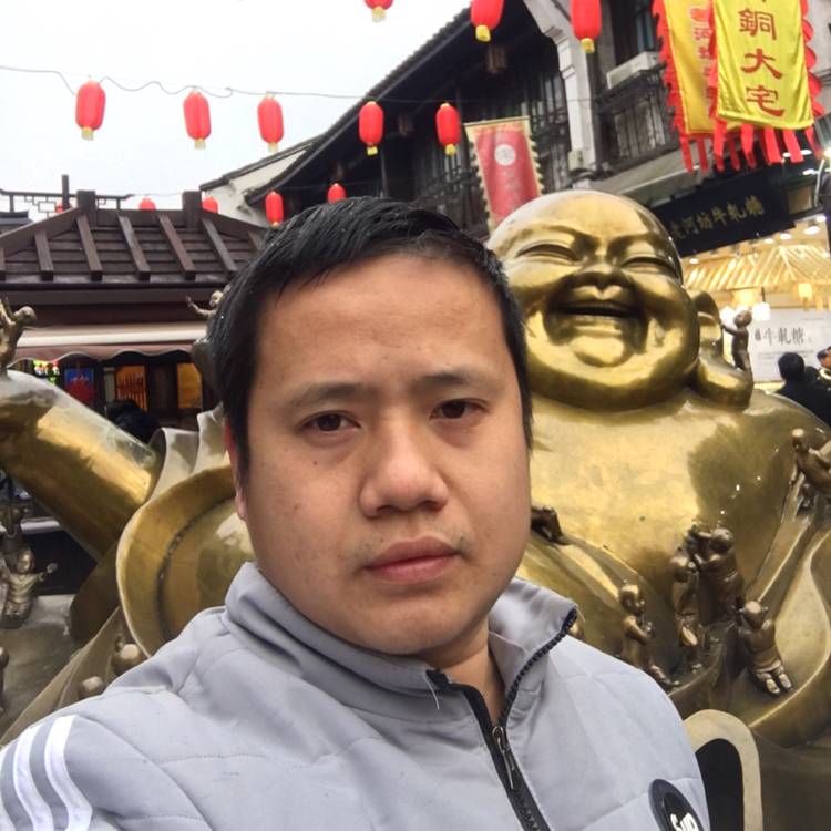 口红闻顺利的照片