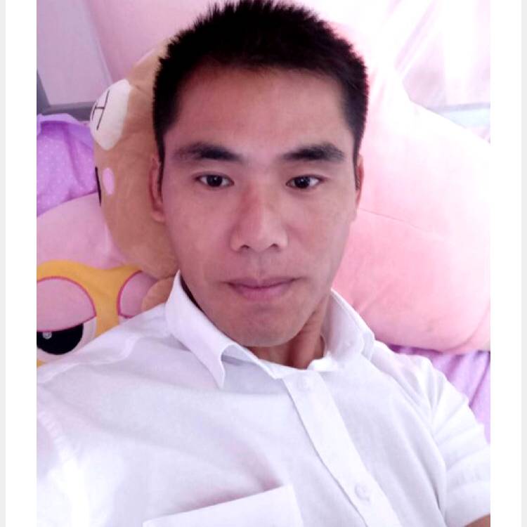 火星上闻摩托的照片