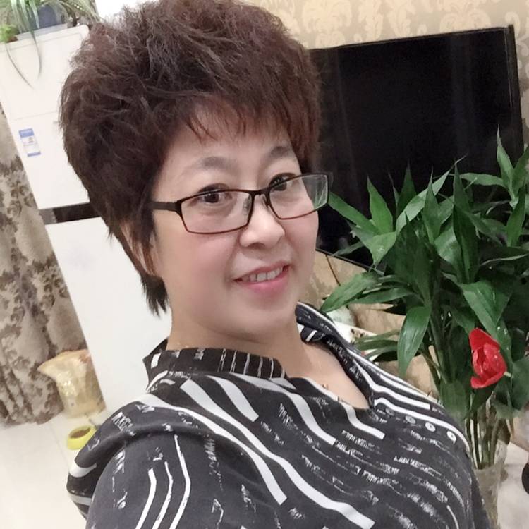 亲亲的老妈的照片