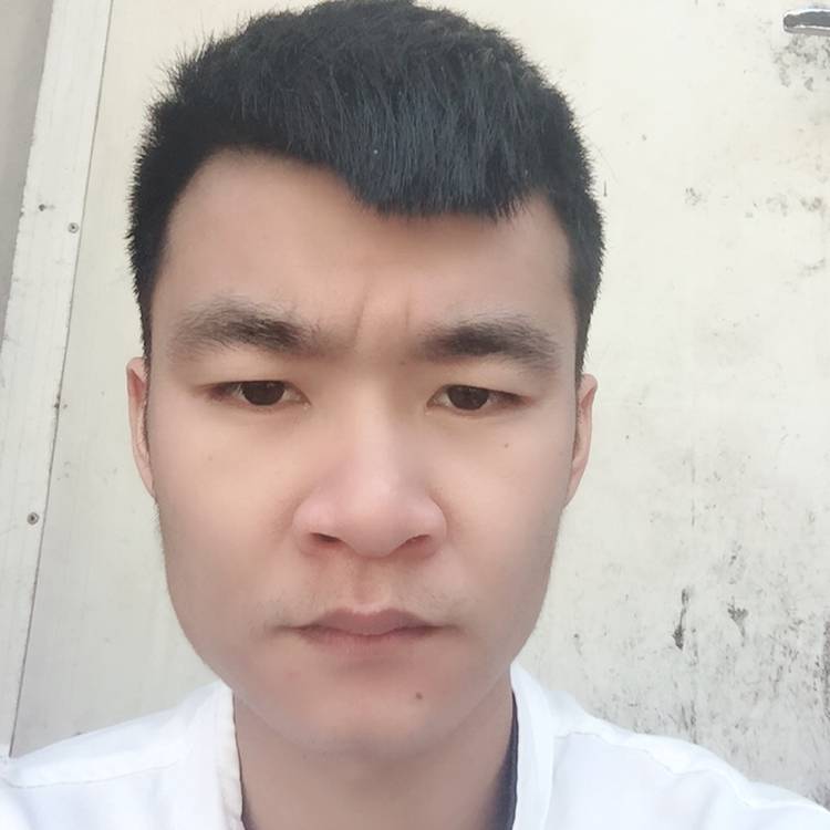 龙学银的照片