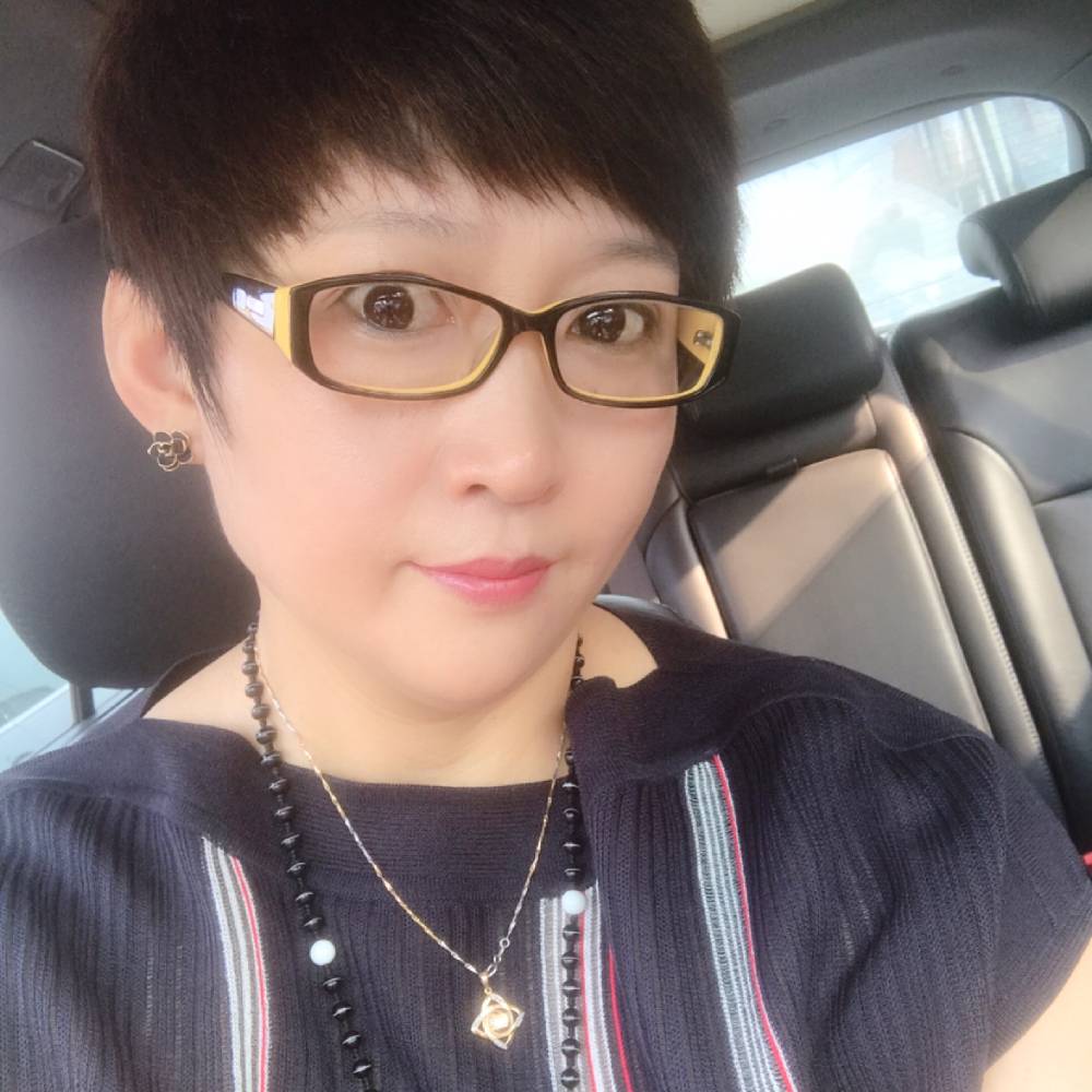 阔达愿星月的照片