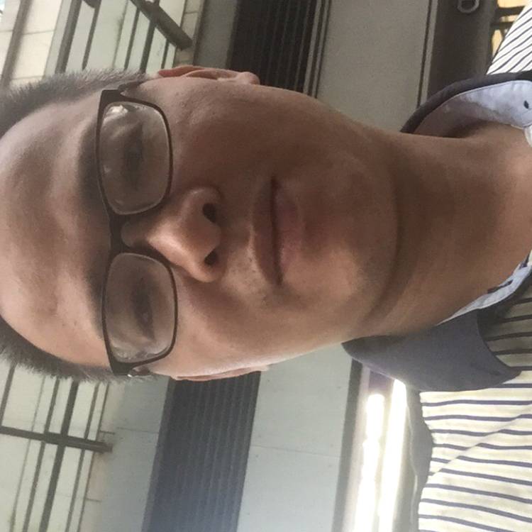 蓝天真淳的照片