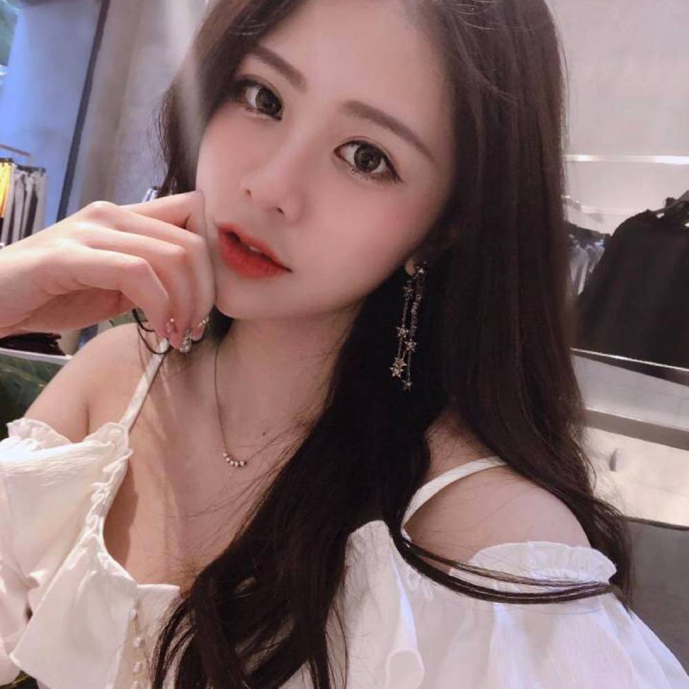 女主吖的照片