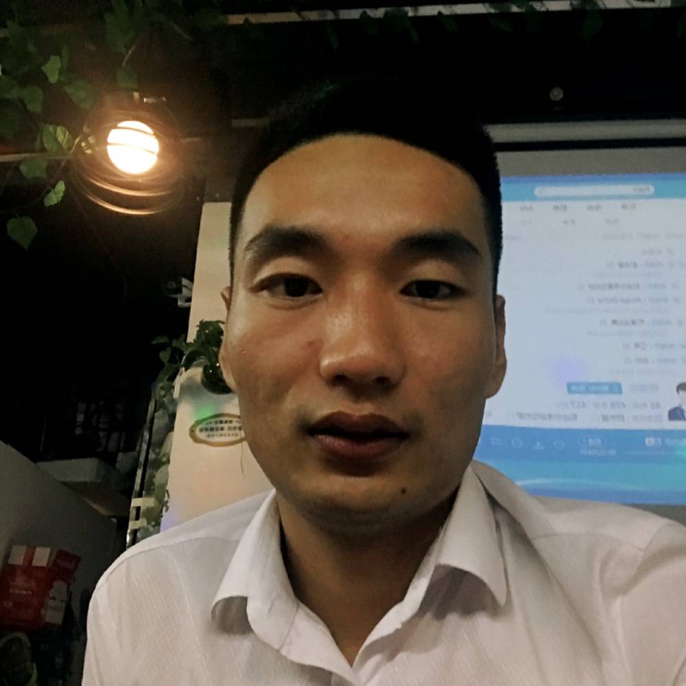 思恋的懦弱的照片