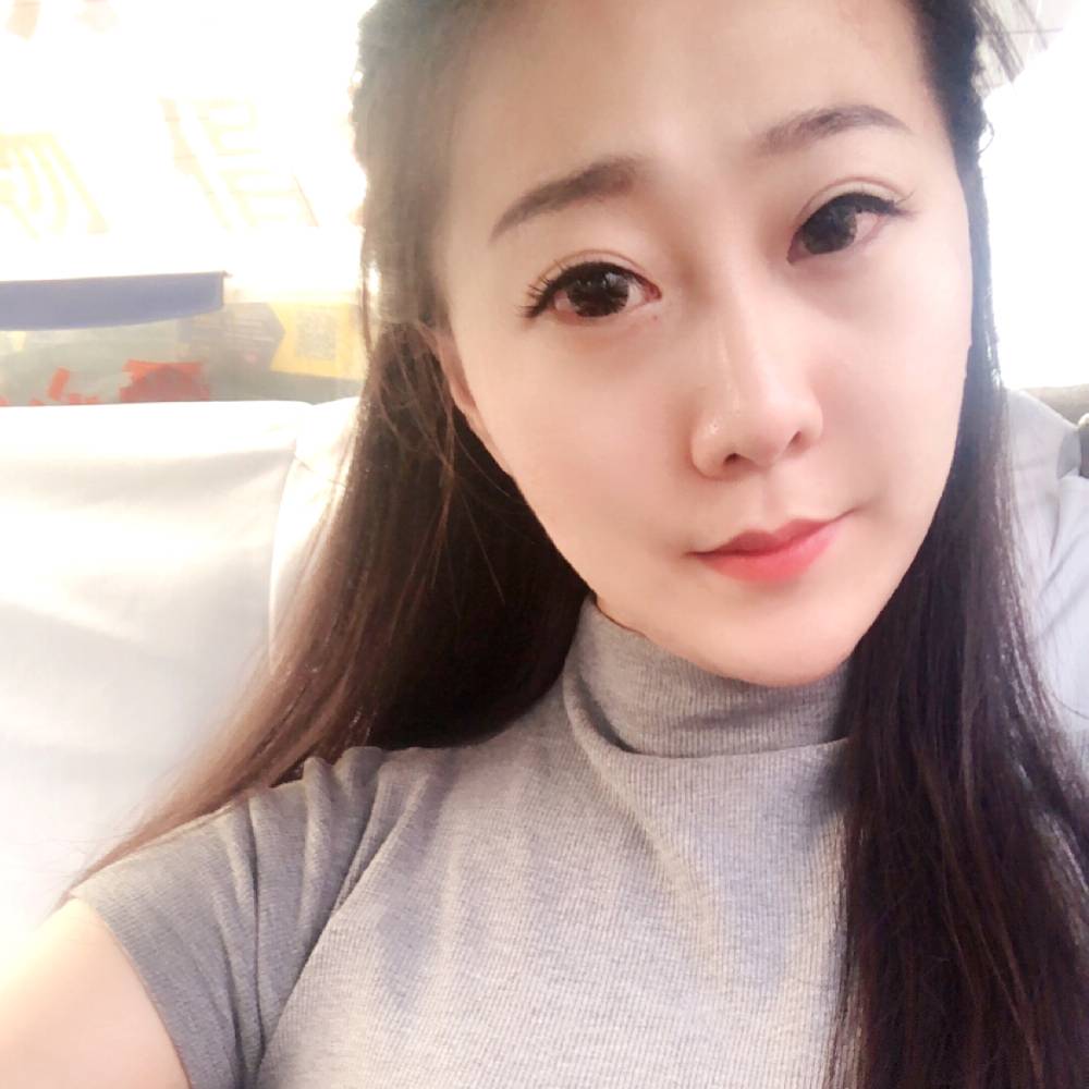 孙小美的照片