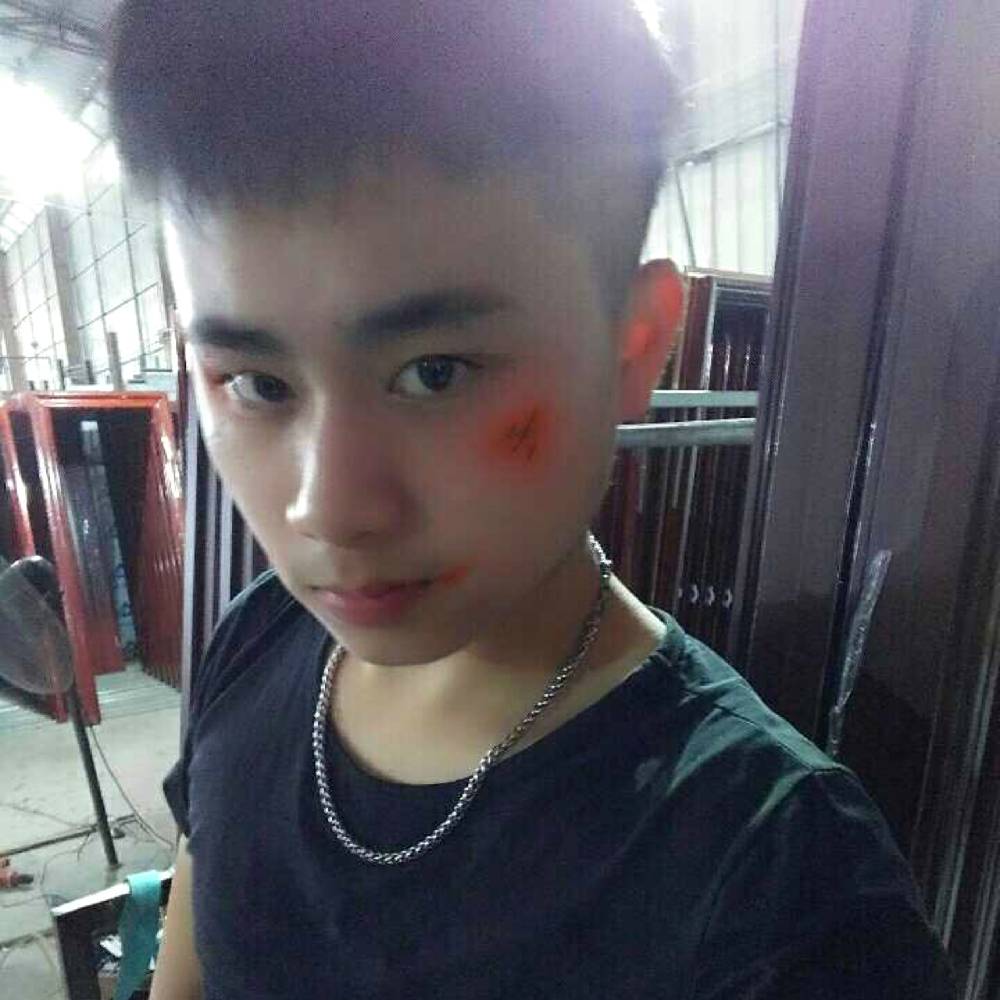 八宝粥眯眯眼的照片