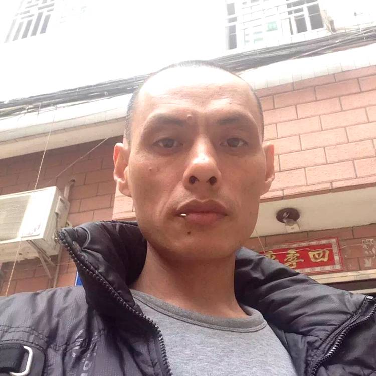 一生s何求的照片