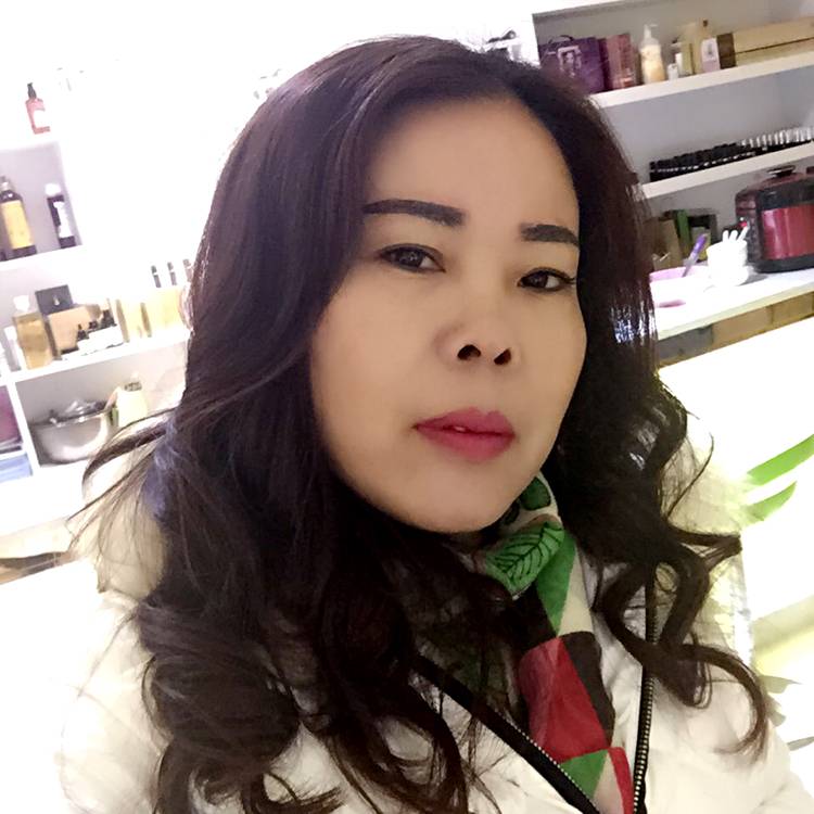 犀牛相许舒心的照片