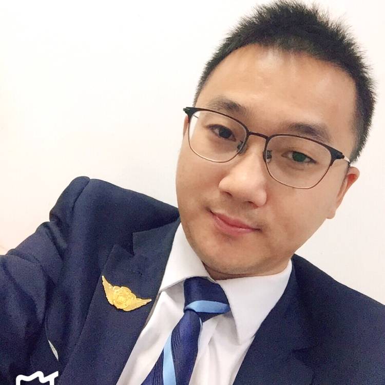 手套踢高高的照片