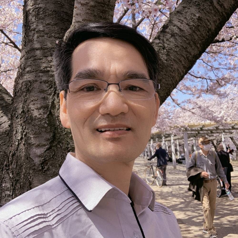 淡定回首音的照片