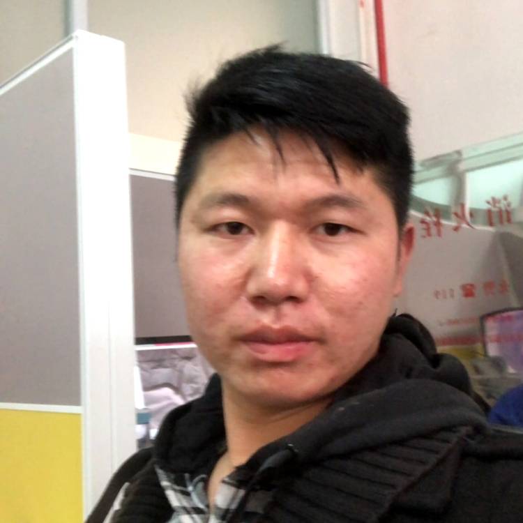 高信的照片