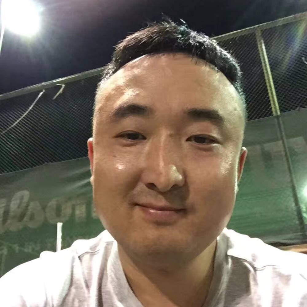 安德烈飞的照片