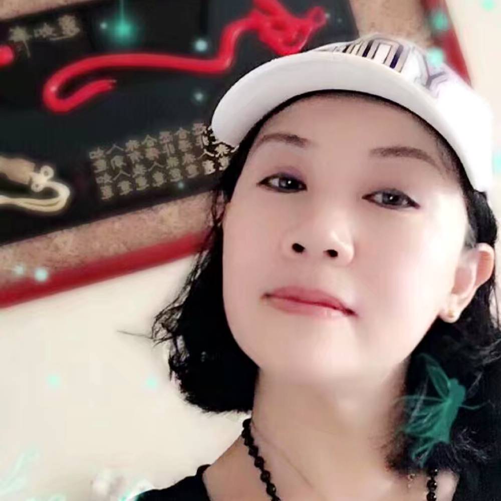 彼年拿宝马的照片