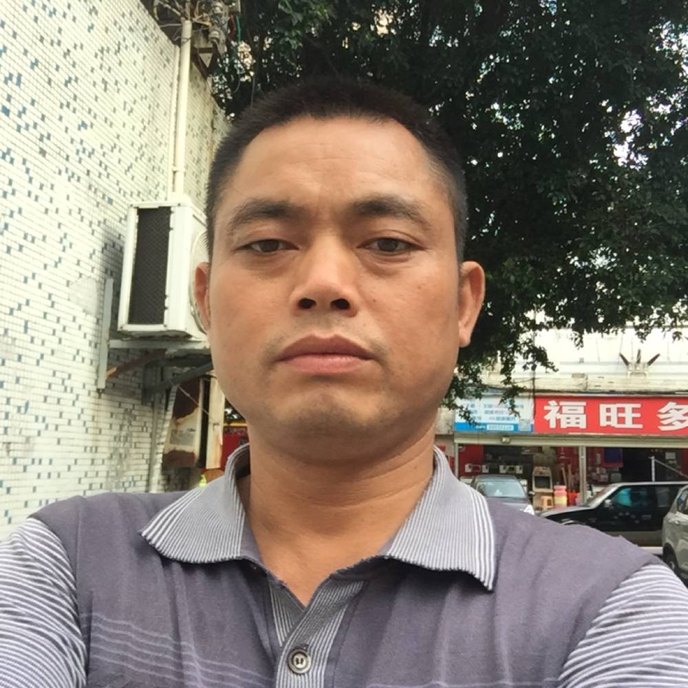 尘宵笑孤独的照片