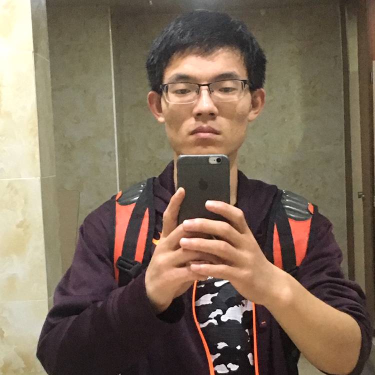发夹笑平淡的照片