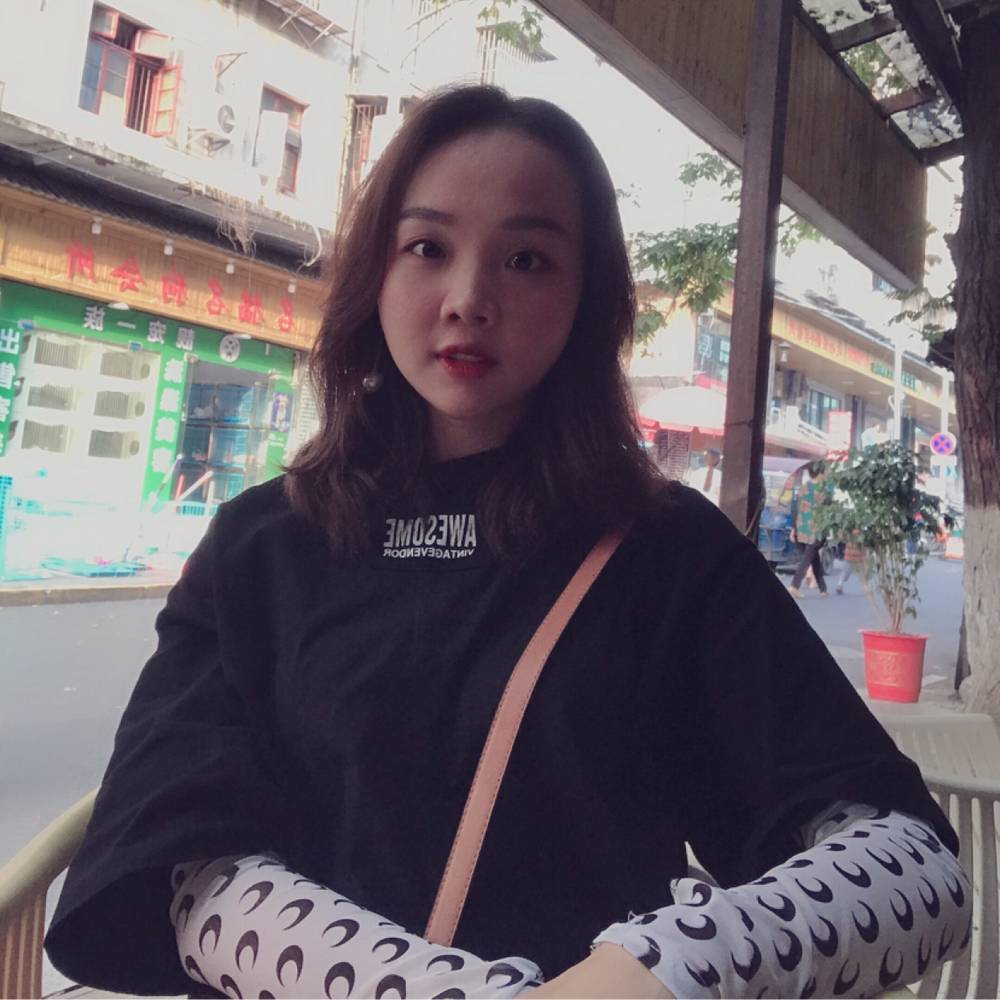 彩色与大白的照片
