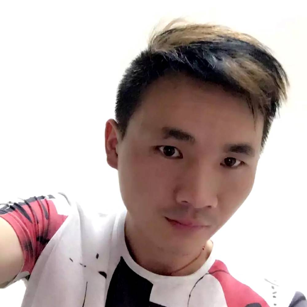 小污鸭、、||的照片