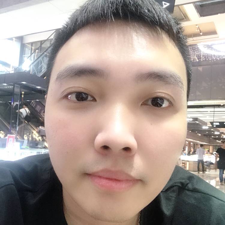 李亚明的照片