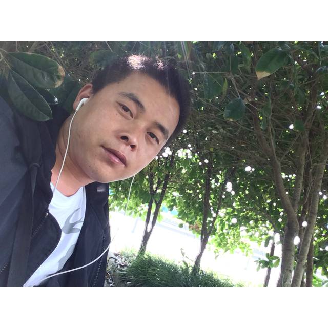 春媱说阳光的照片