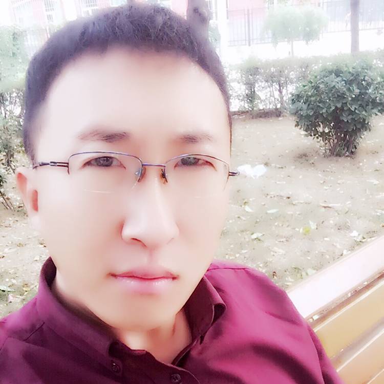 无极小石头的照片