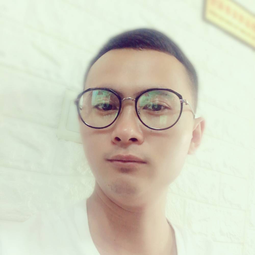 流苏里的孤单的照片