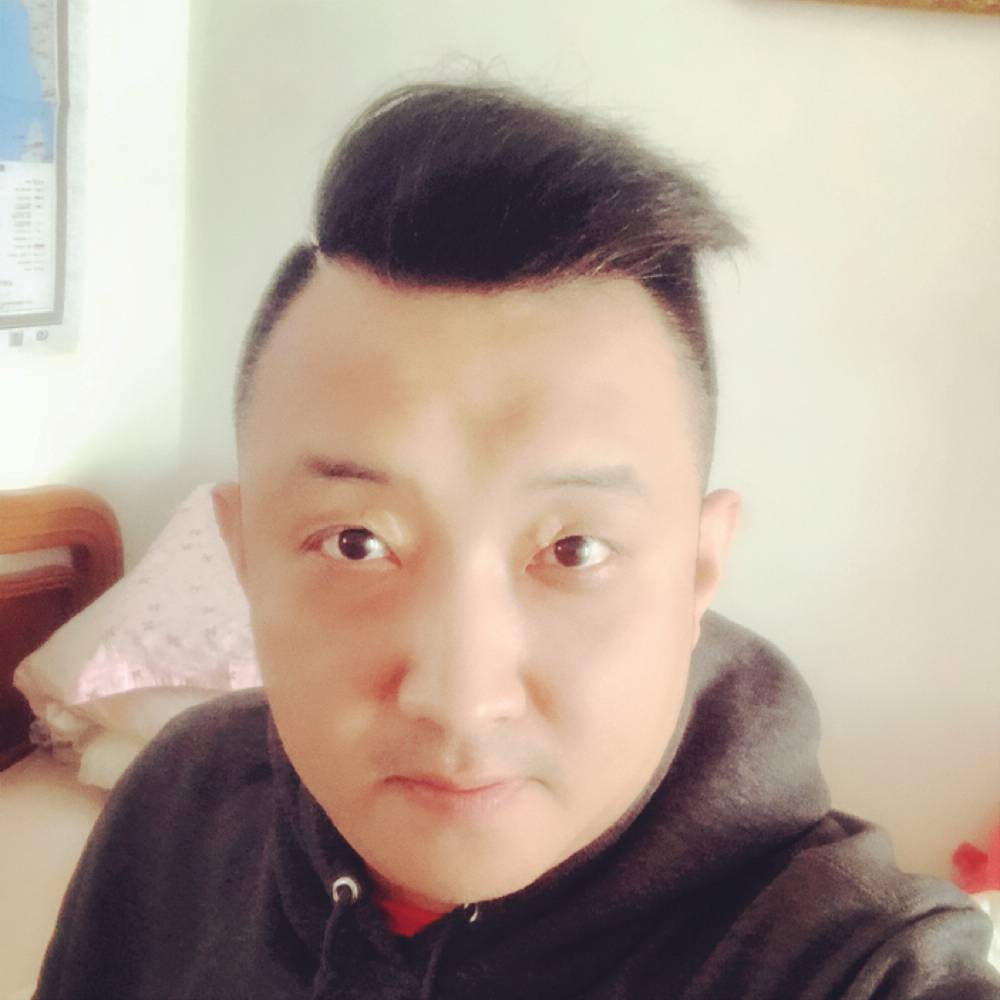 纪秋的照片