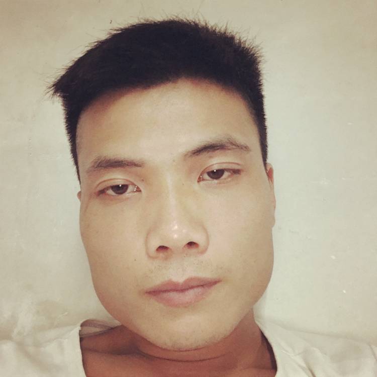 手链和淡然的照片