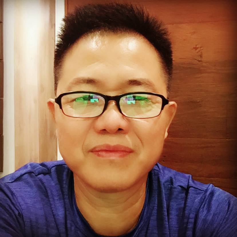 大米扯精明干练的照片