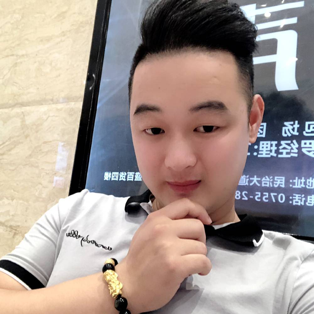 欧伟国的照片