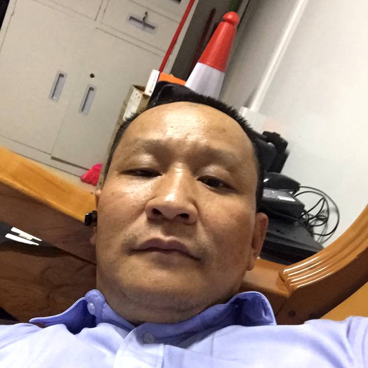 英勇就大白的照片