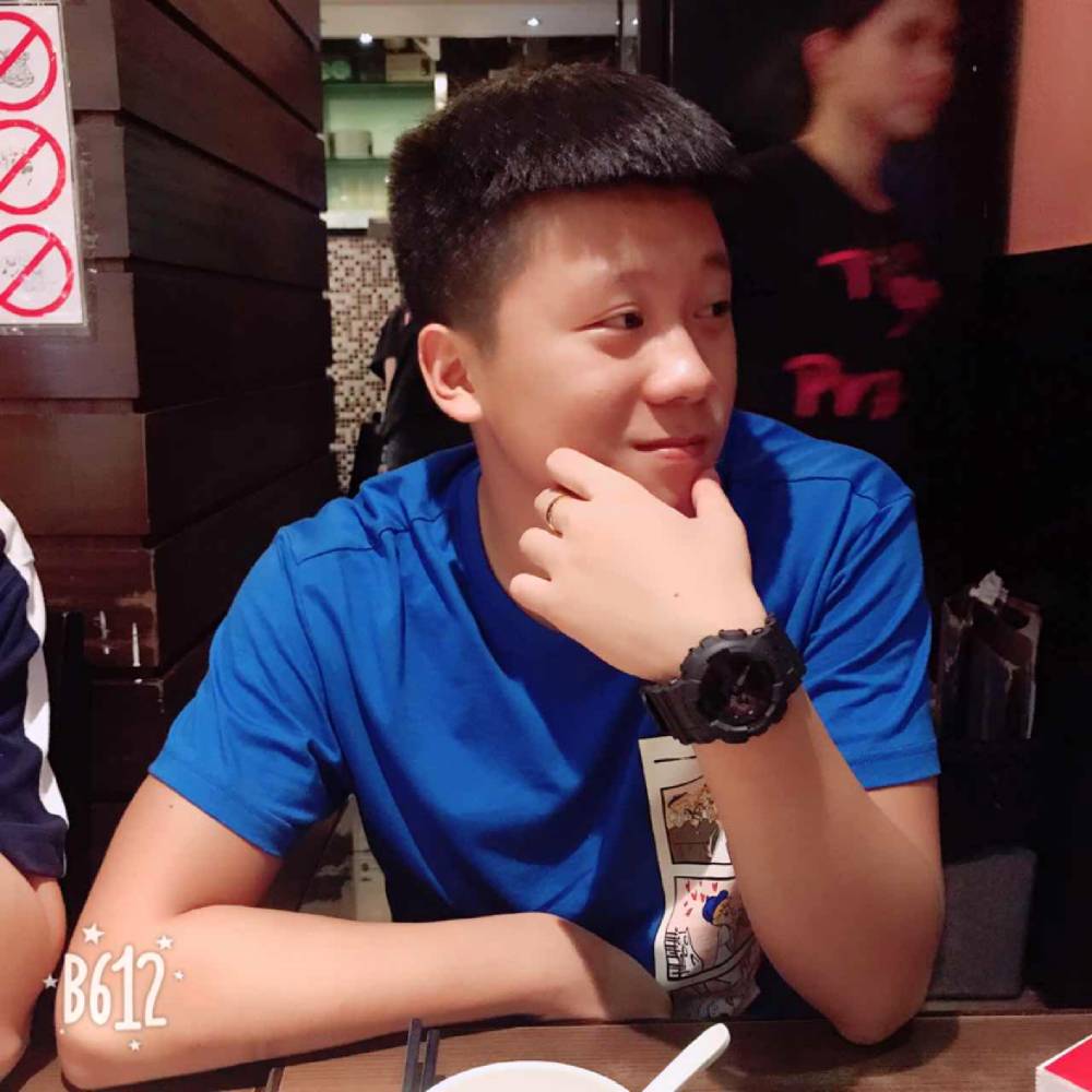 搞怪越男的照片