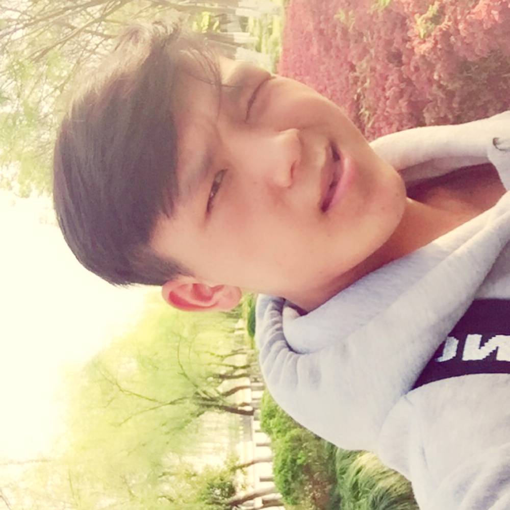 吉子DJSKAU的照片